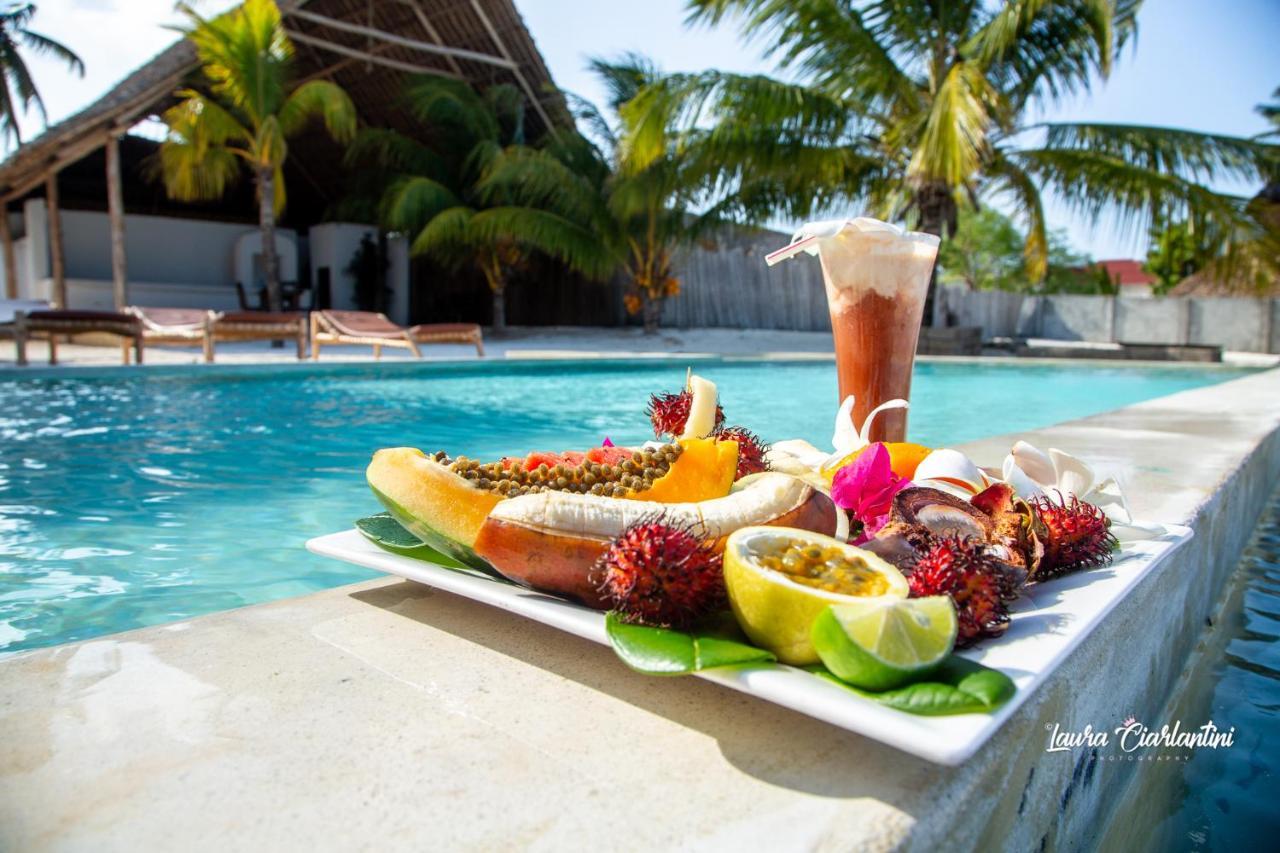 Uroa Zanzibar Vera Beach Hotel By Moonshine Dikoni Exteriör bild