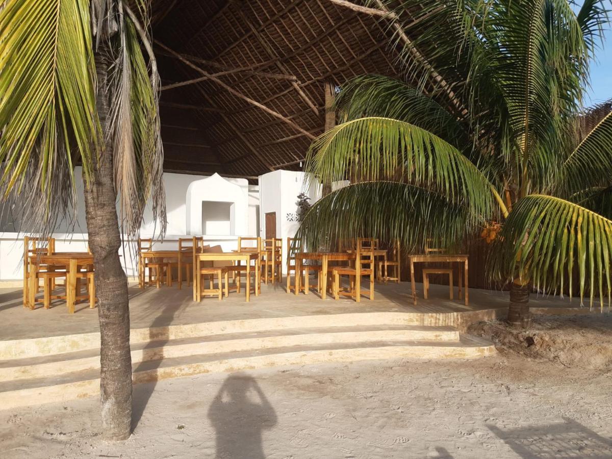 Uroa Zanzibar Vera Beach Hotel By Moonshine Dikoni Exteriör bild