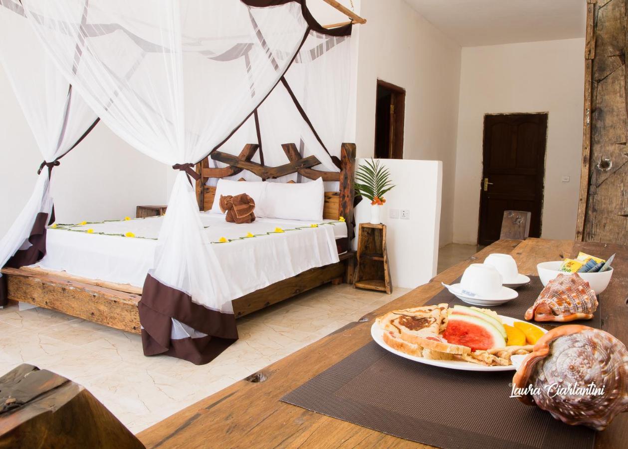 Uroa Zanzibar Vera Beach Hotel By Moonshine Dikoni Exteriör bild