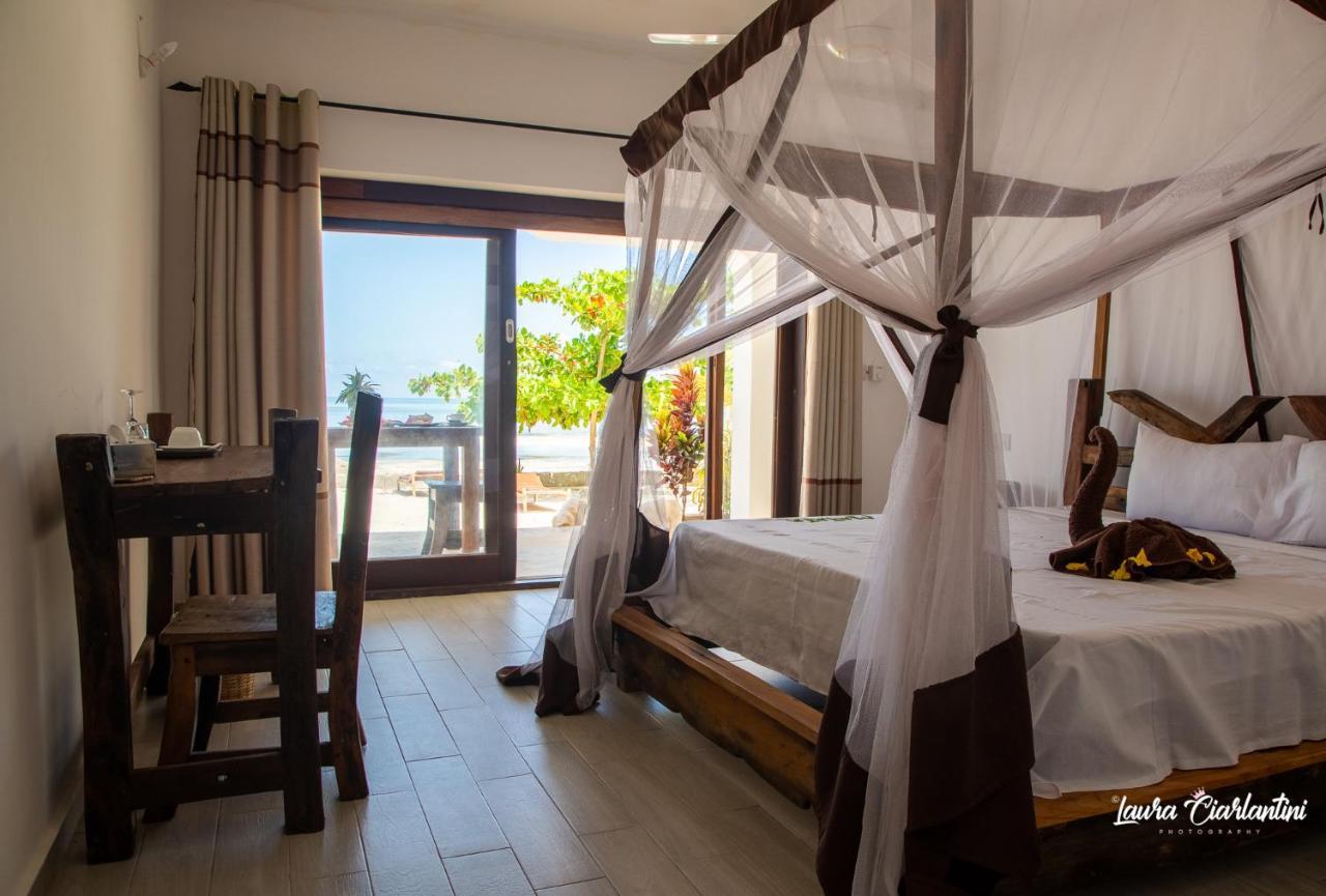 Uroa Zanzibar Vera Beach Hotel By Moonshine Dikoni Exteriör bild