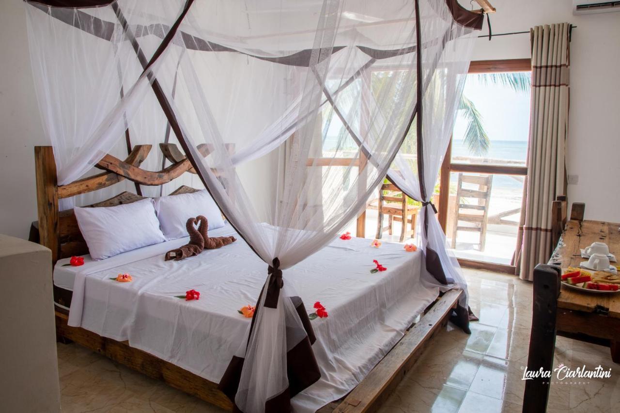 Uroa Zanzibar Vera Beach Hotel By Moonshine Dikoni Exteriör bild