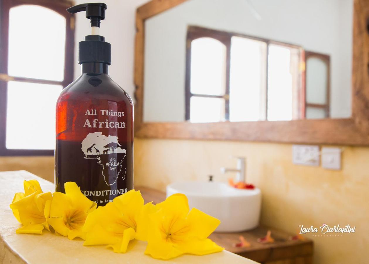 Uroa Zanzibar Vera Beach Hotel By Moonshine Dikoni Exteriör bild